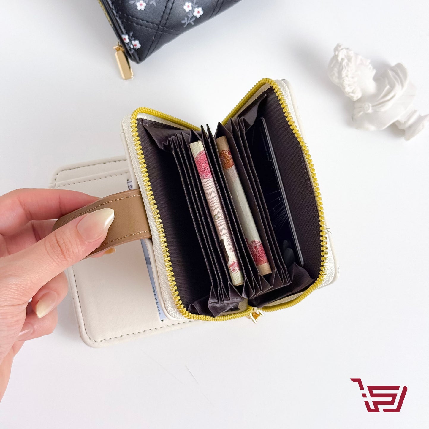 محفظة نقود ورود