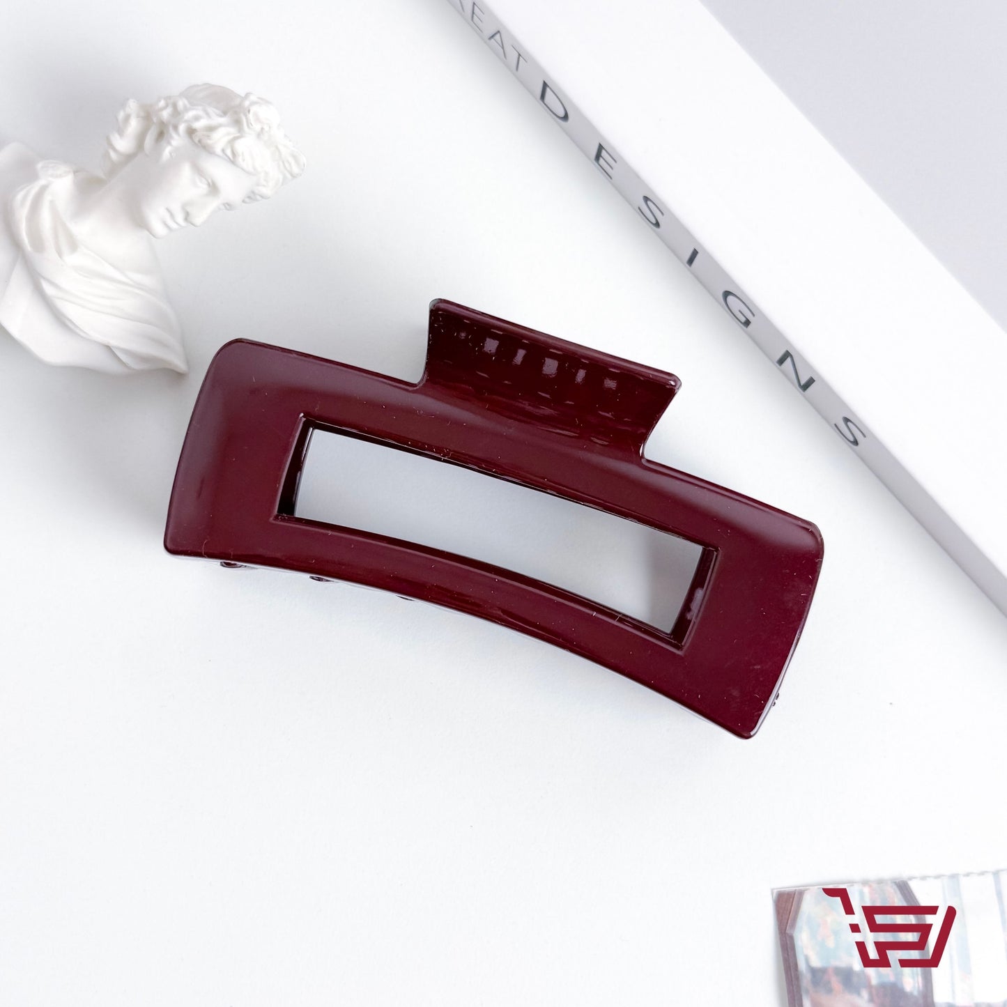 قراصة شعر ماروني بأشكال متعددة