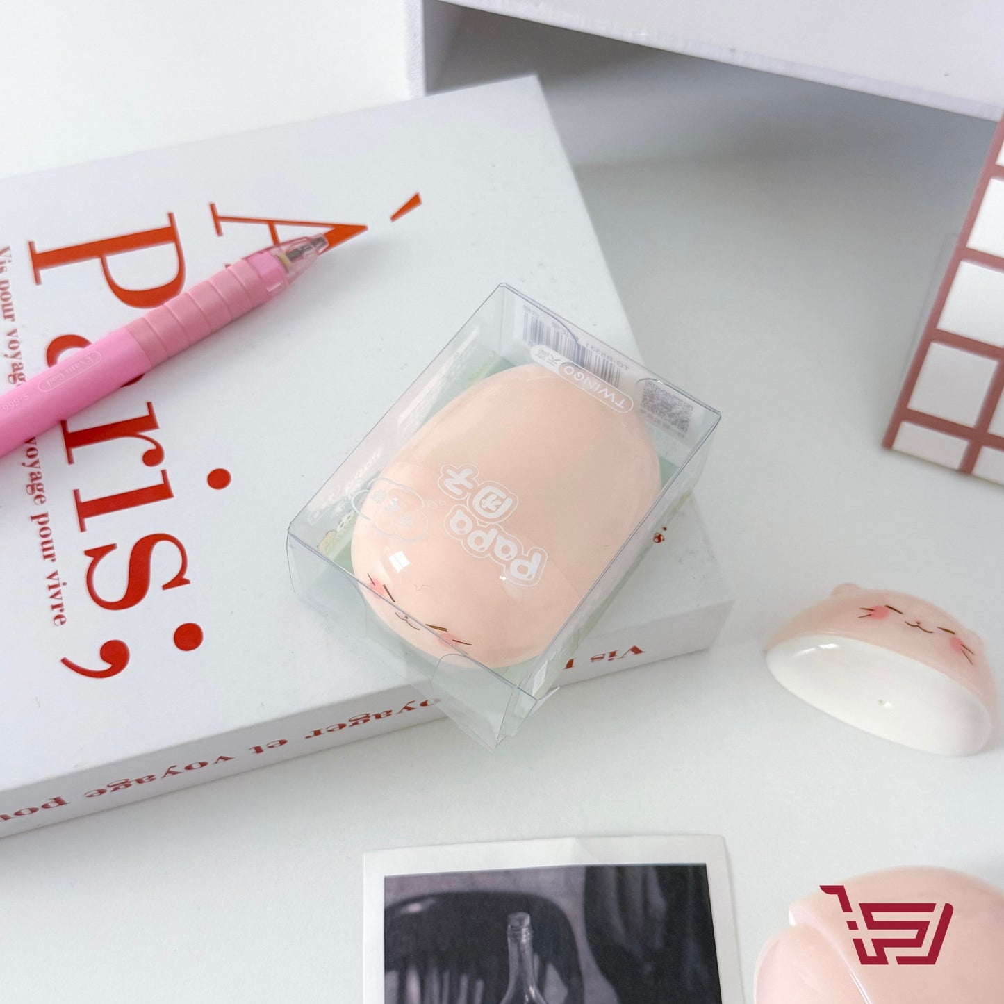 قلم تصحيح بشكل قطة