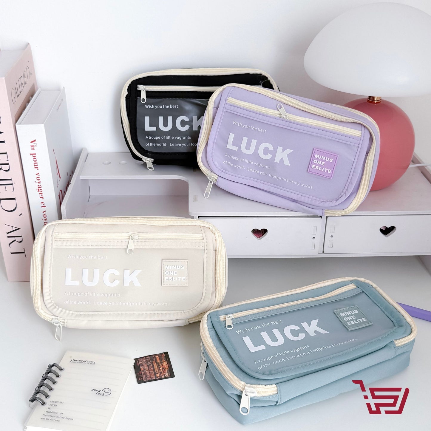 محفظة اقلام Luck