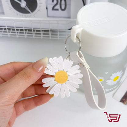 كوب زجاجي ديزي مع غطاء ومدالية