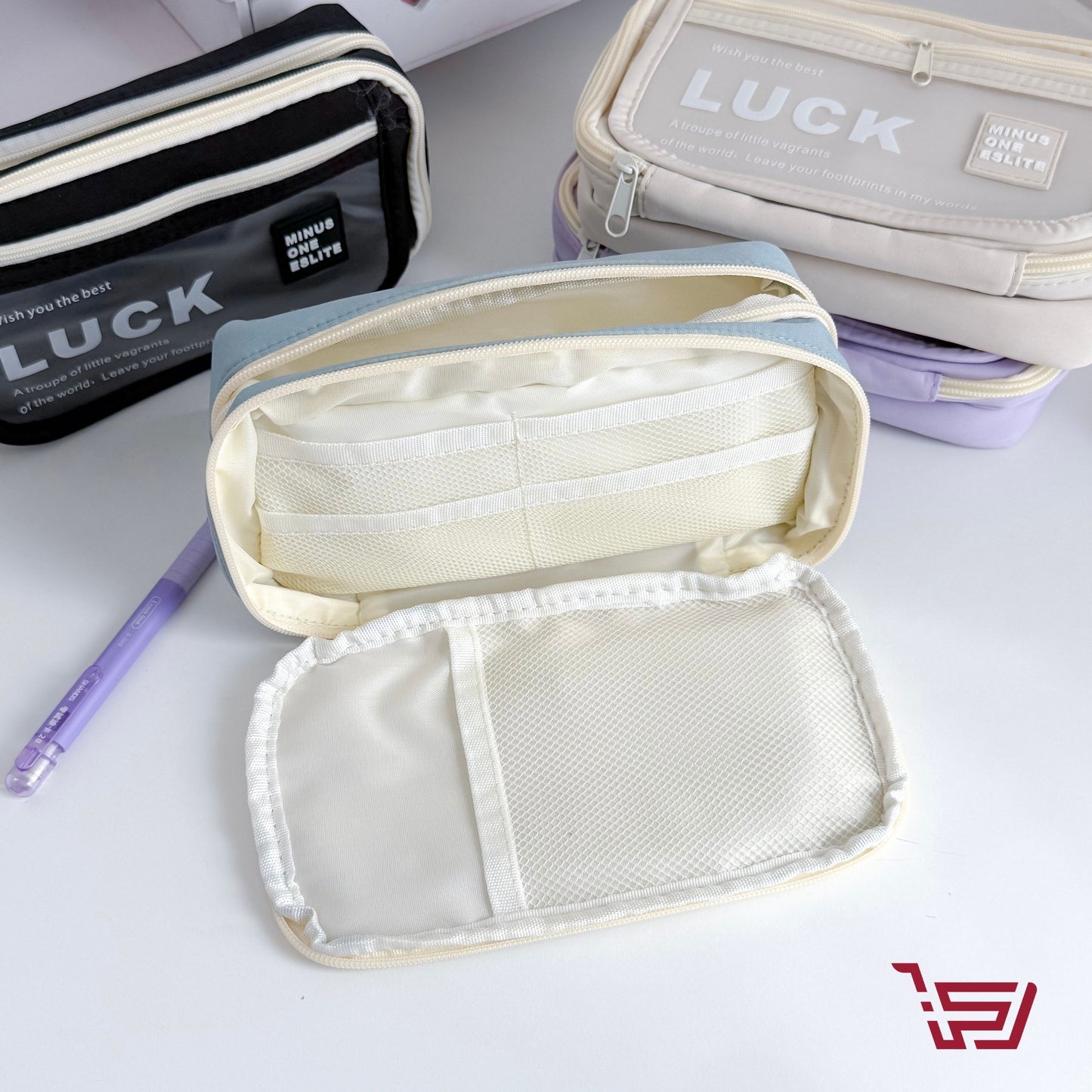 محفظة اقلام Luck