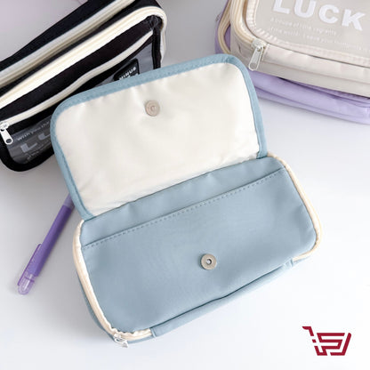 محفظة اقلام Luck