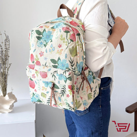 حقيبة ظهر بنقشات الورود