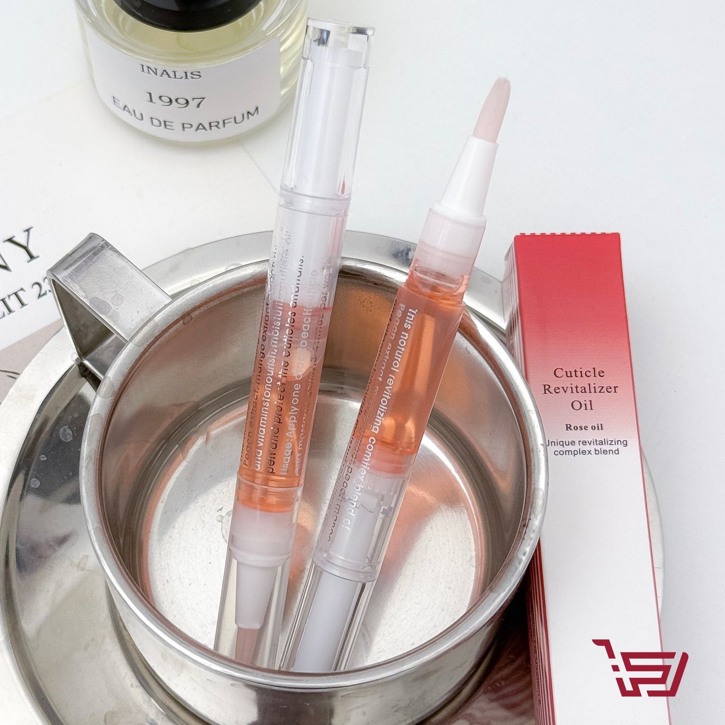 زيت العناية بالاظافر