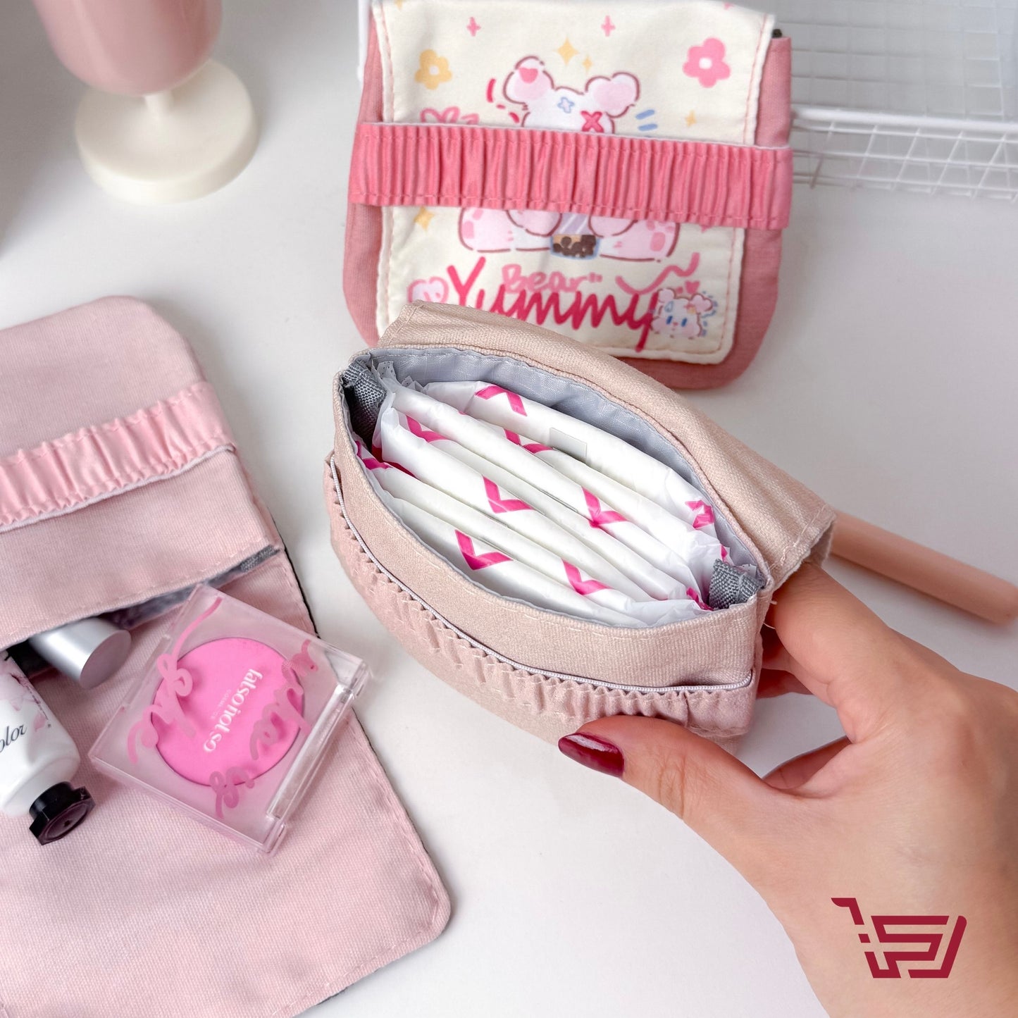 محفظة قماش صغيرة