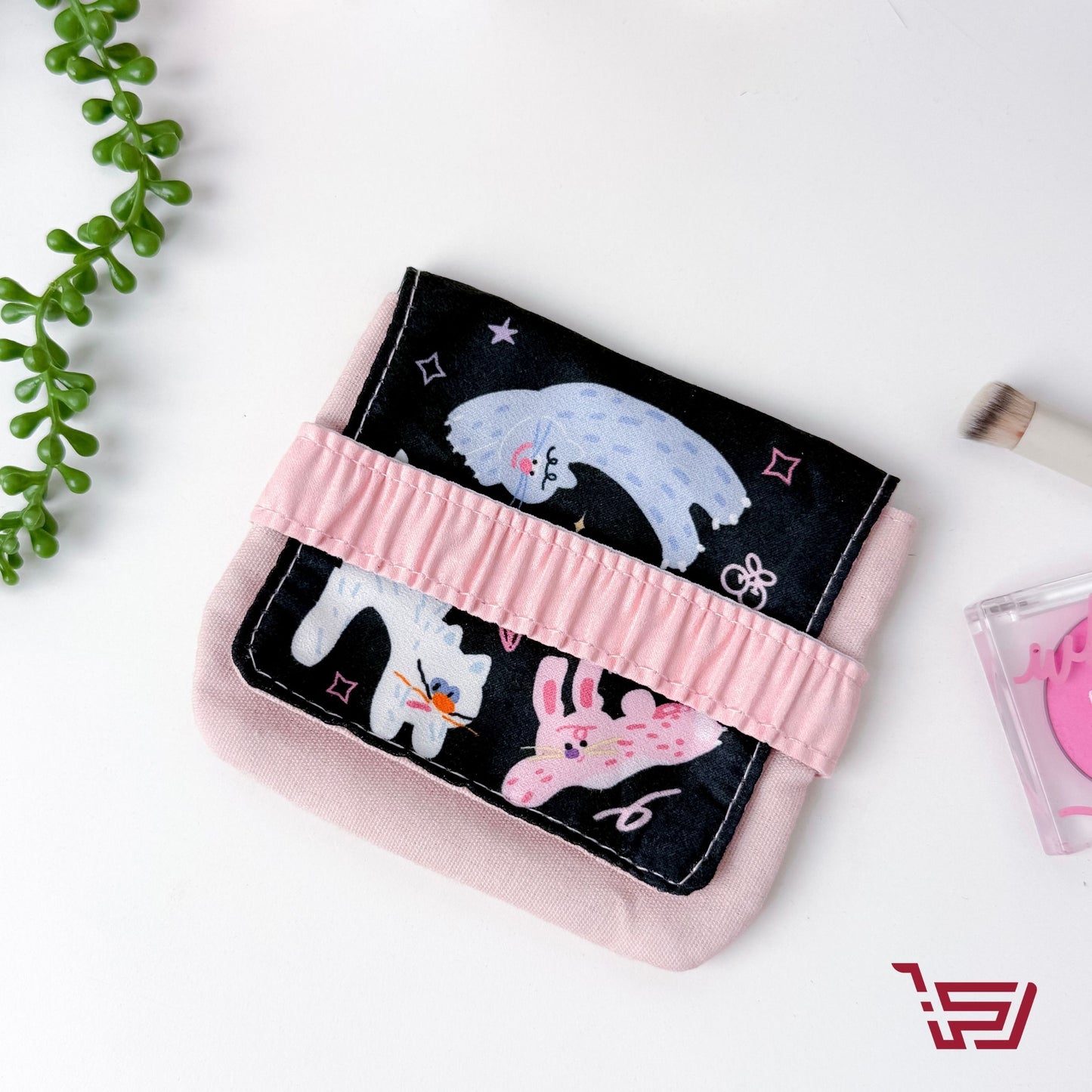 محفظة قماش صغيرة