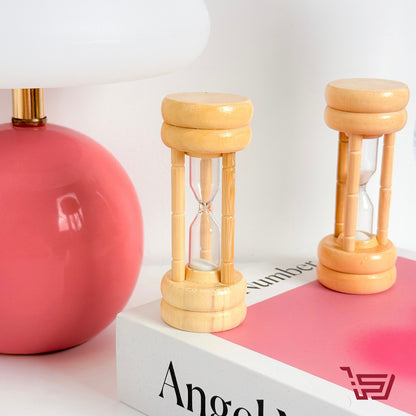 ساعة رمل خشبية