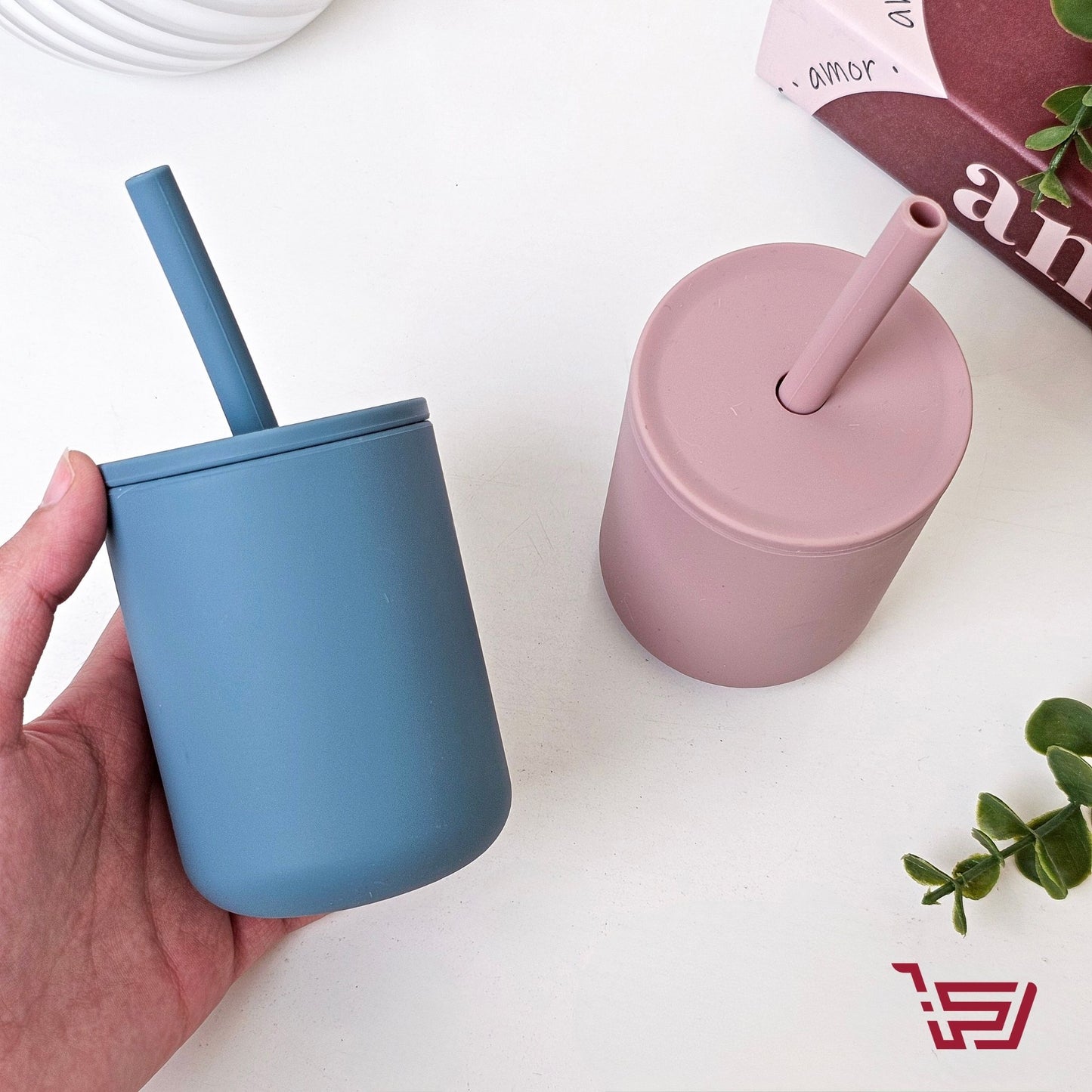 كوب سيليكون مع قصبة للاطفال