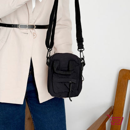 حقيبة كتف صغيرة كانفس