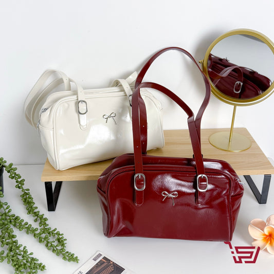 حقيبة يد جلد الفيونكة