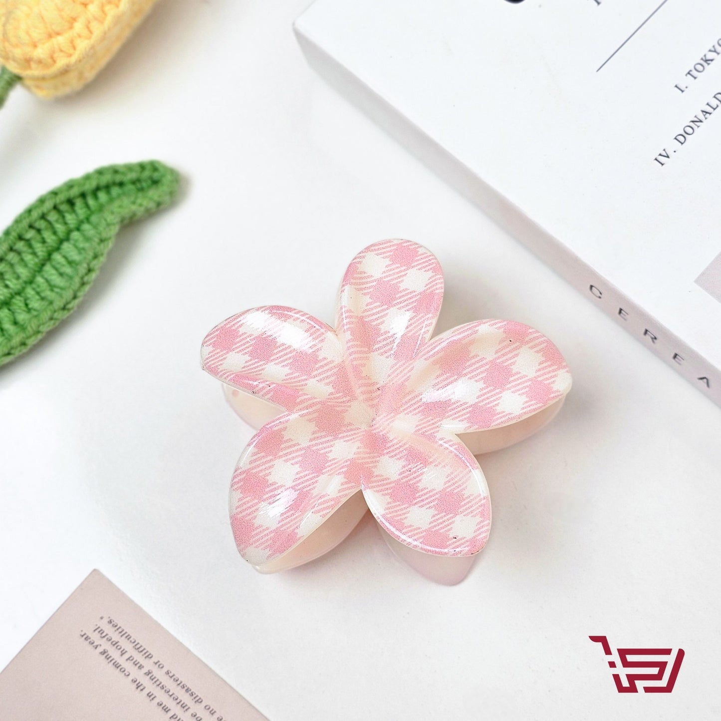 قراصة شعر الورد بطبعات الكاروهات