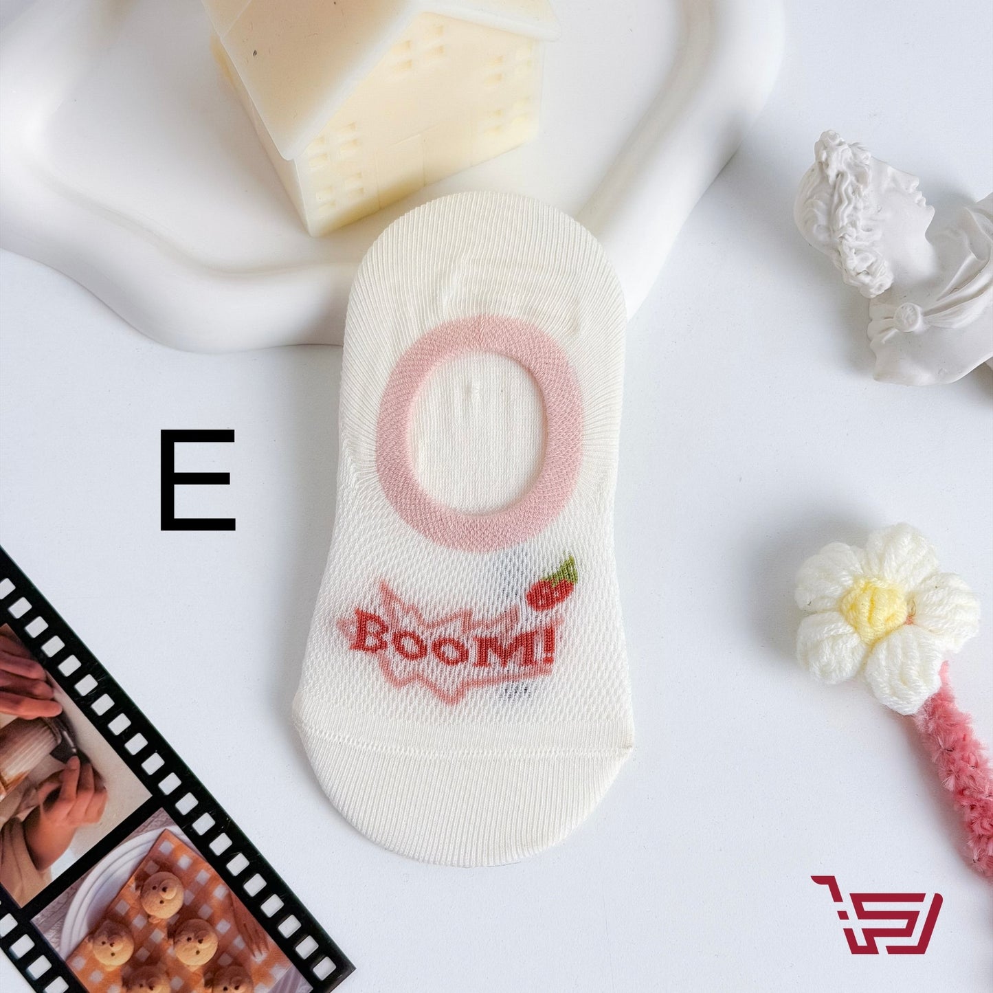 جواريب قطينة بطبعات متعددة