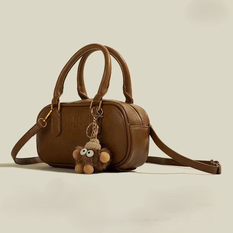 حقيبة يد جلد مع حزام