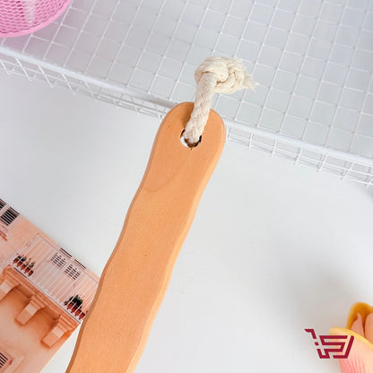 فرشاة تقشير الجسم بمقبض