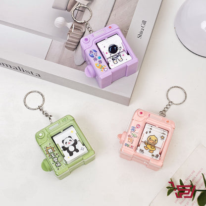 ميدالية وجهاز العاب صغير بأشكال متعددة