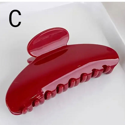 مشبك شعر احمر