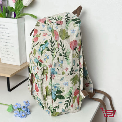 حقيبة ظهر بنقشات الورود