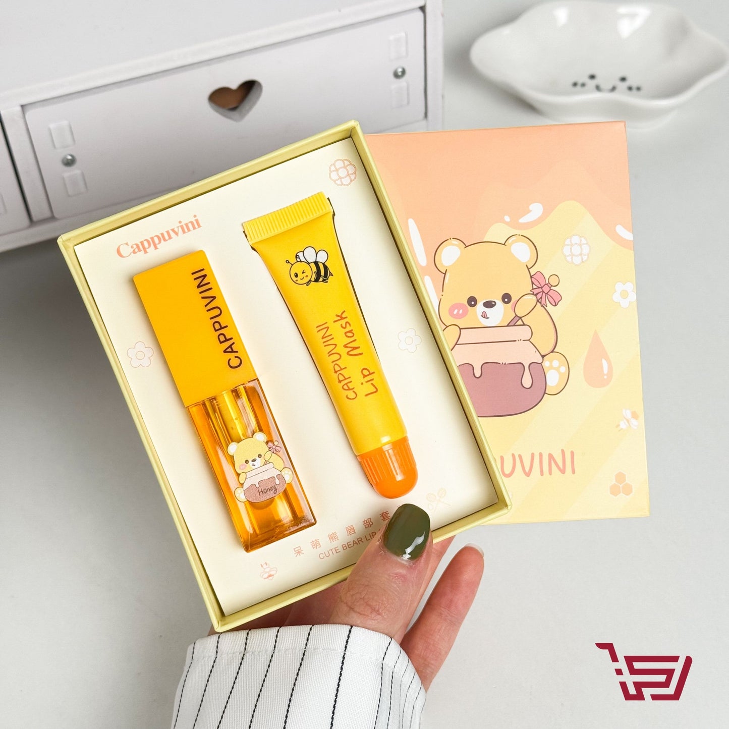 سيت العناية بالشفاه زيت وملمع شفاه المغذي بالعسل lip gloss & lip oil