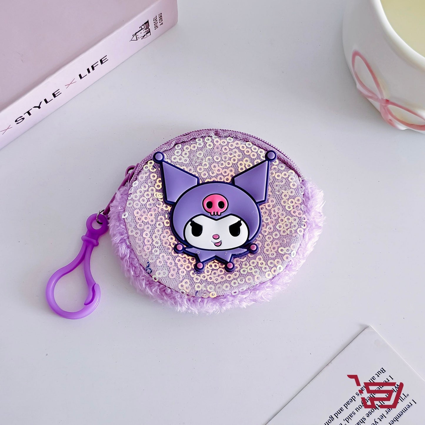 مدالية ومحفظة صغيرة بشخصيات سانريو