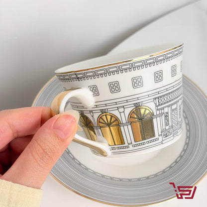 كوب بورسلين بتصميم معماري مع صحن