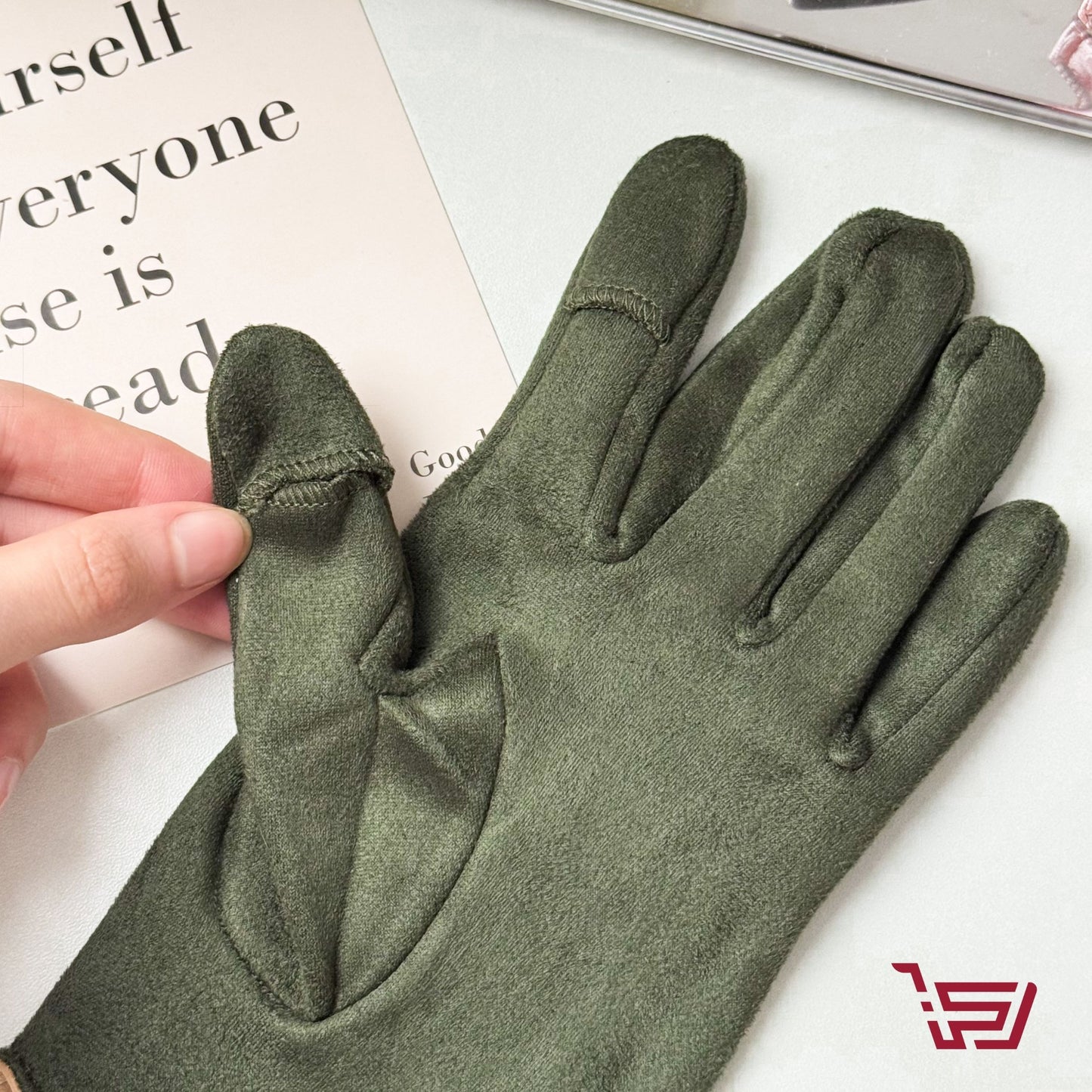 كفوف صوف ناعمة