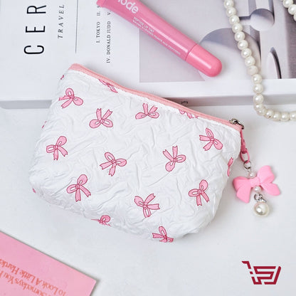 محفظة مكياج بطبفات الفيونكة