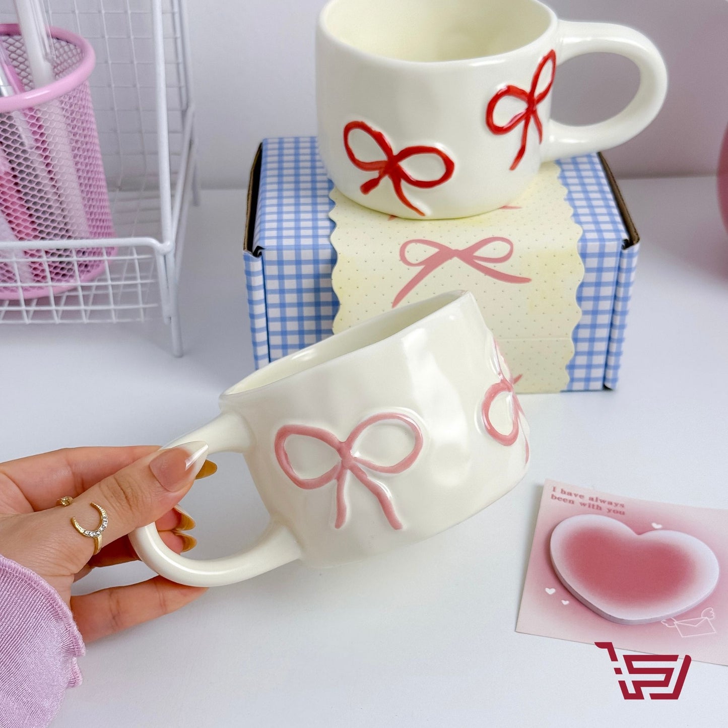 كوب سيراميك فيونكة بسعة كبيرة