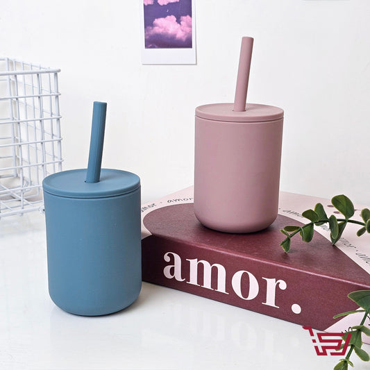 كوب سيليكون مع قصبة للاطفال