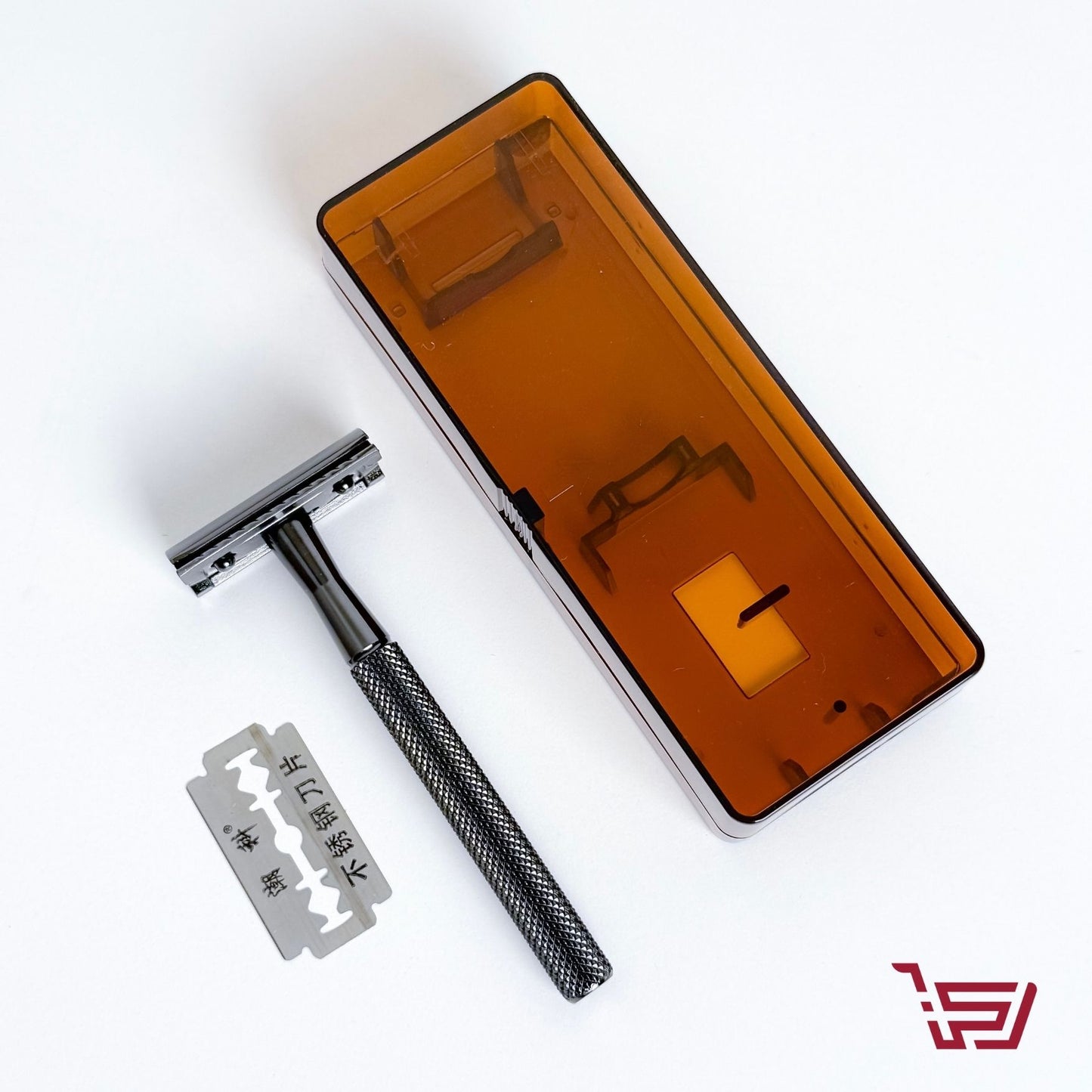 شفرة حلاقة حديد