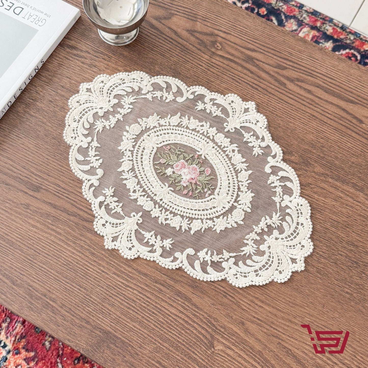 مفرش تطريز فنتج