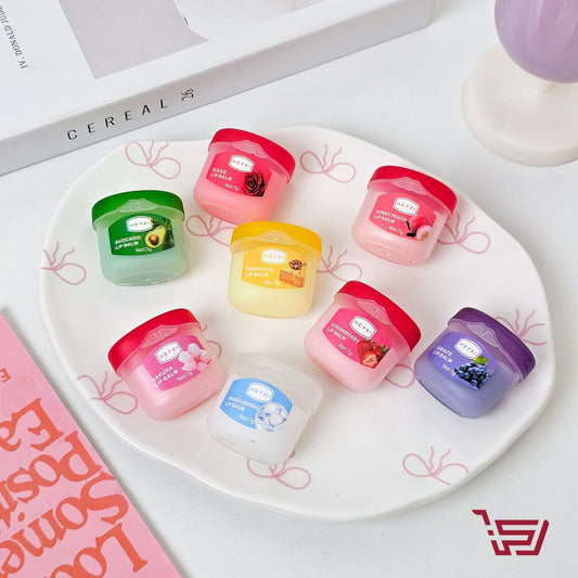 مرطب شفاه بنكهة الفواكة