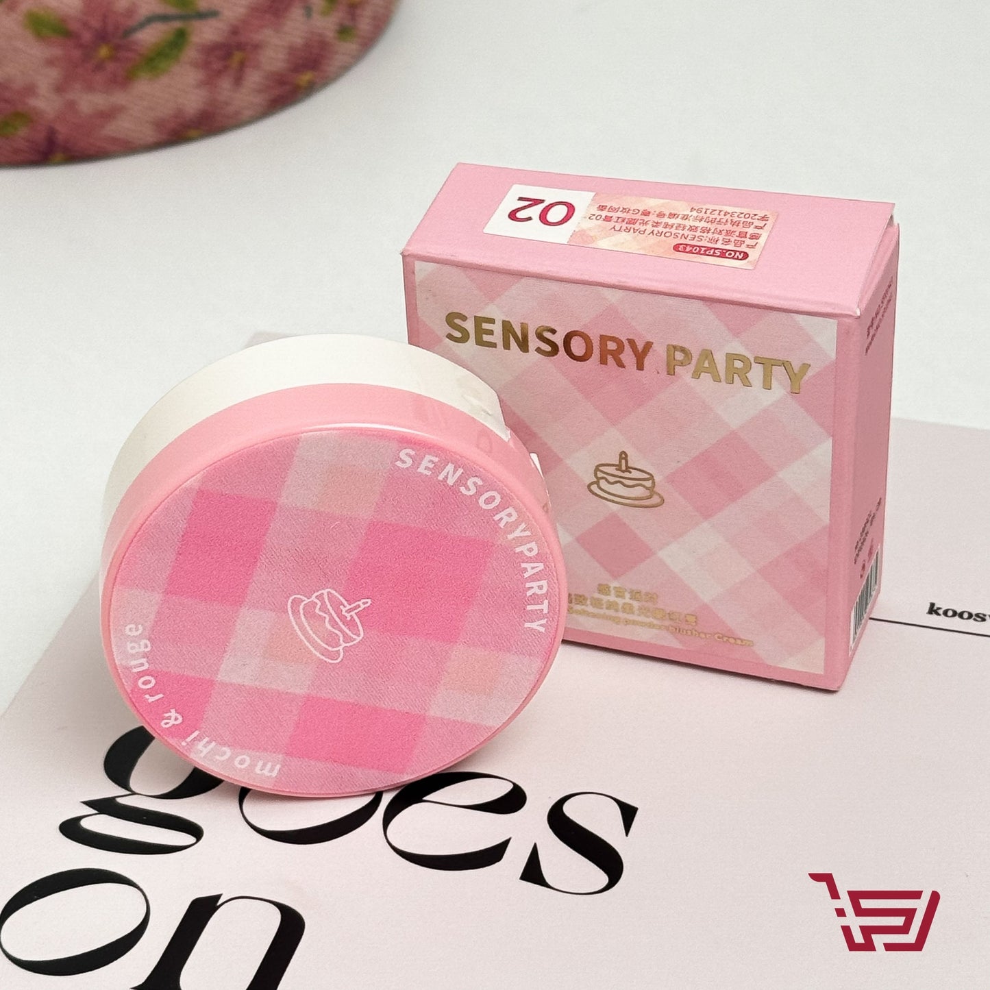 احمر خدود بقوام كريمي مضغوط compact blusher