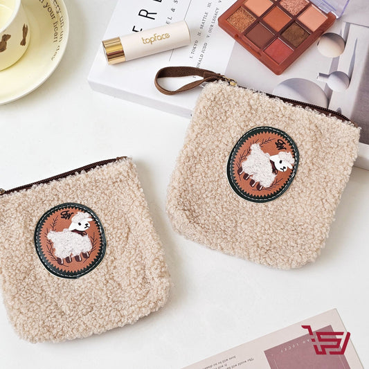 محفظة مكياج صوف صغيرة