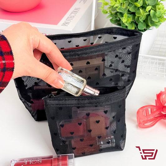 محفظة مكياج بنقشات القلوب