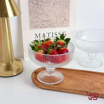 كاسة زجاج بسعة كبيرة