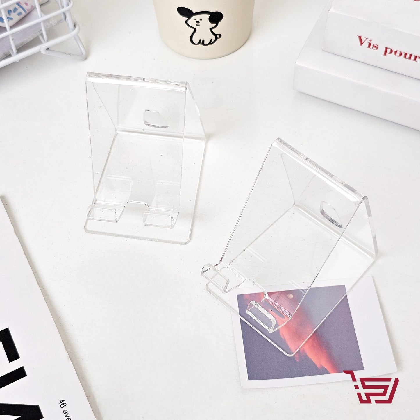 ستاند موبايل اكريلك شفاف