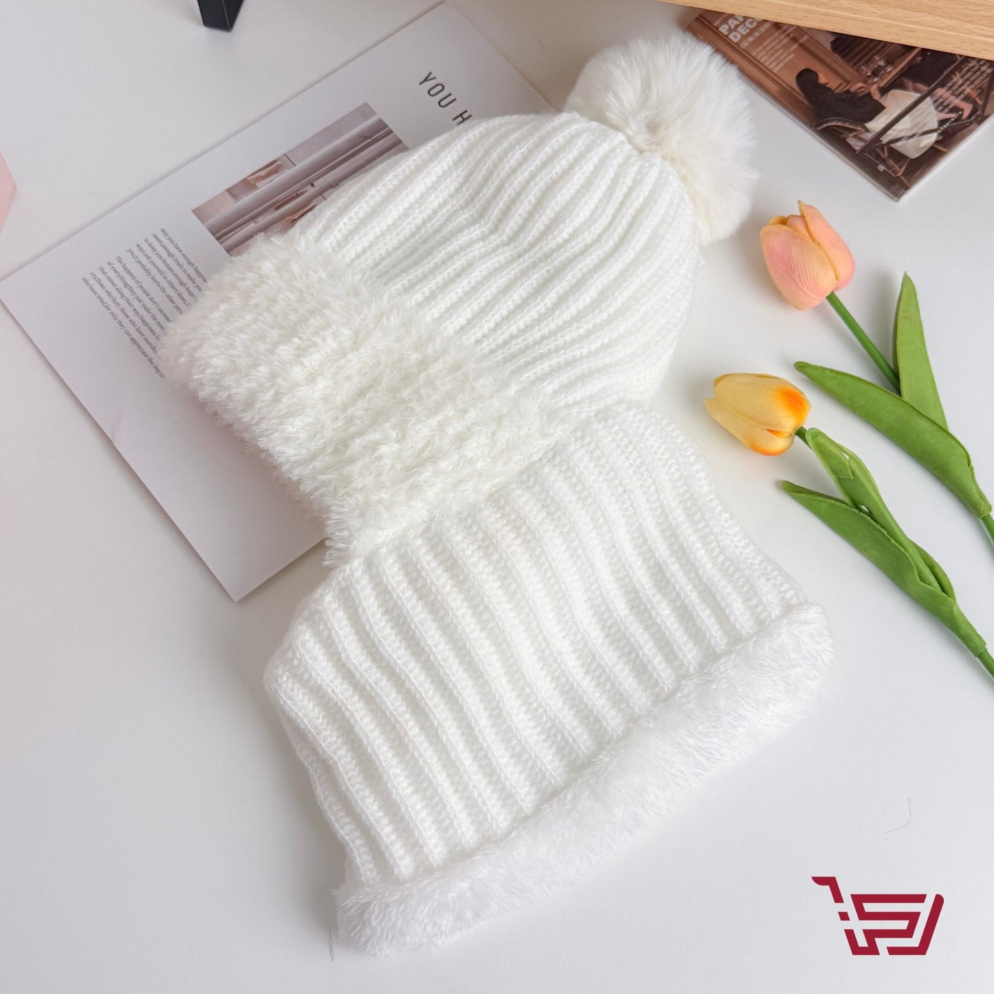 قبعة صوف تغطي الراس والعنق