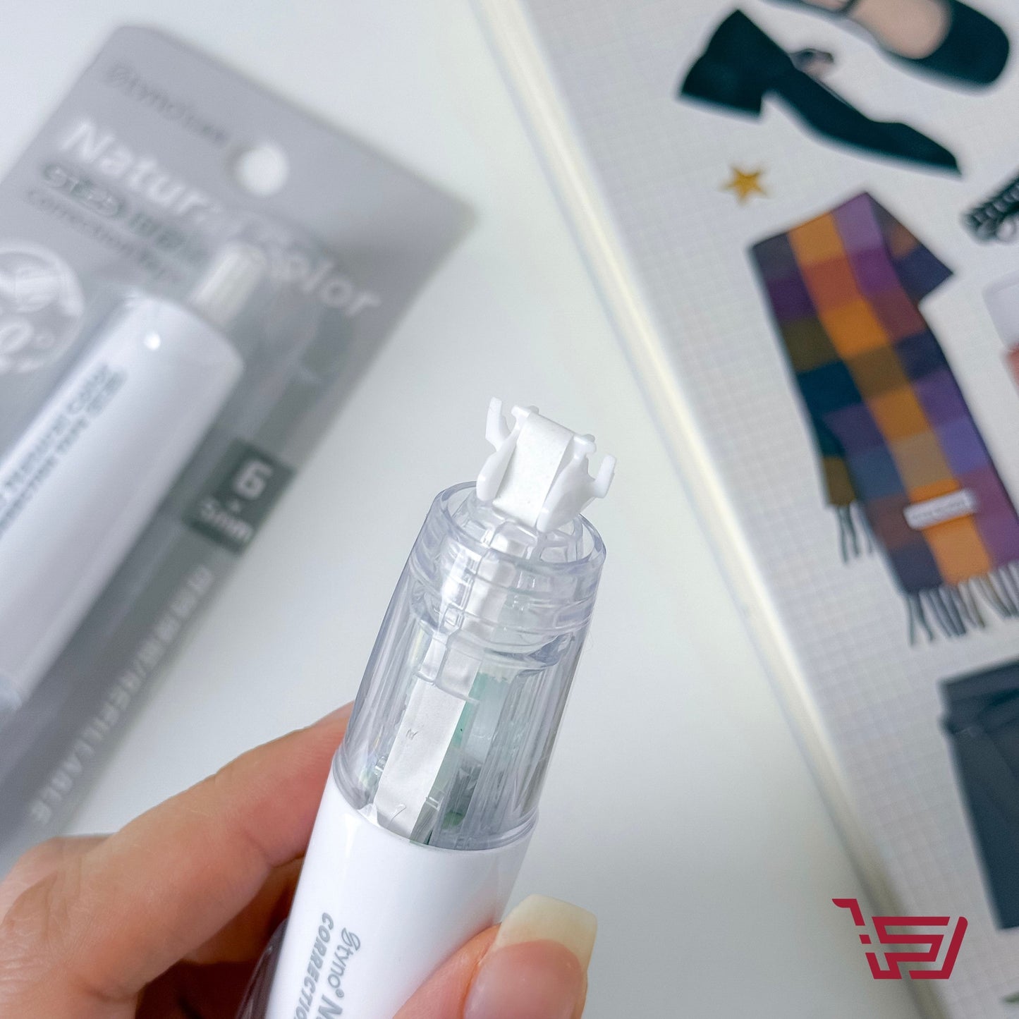 قلم تصحيح  قابل للاستبدال