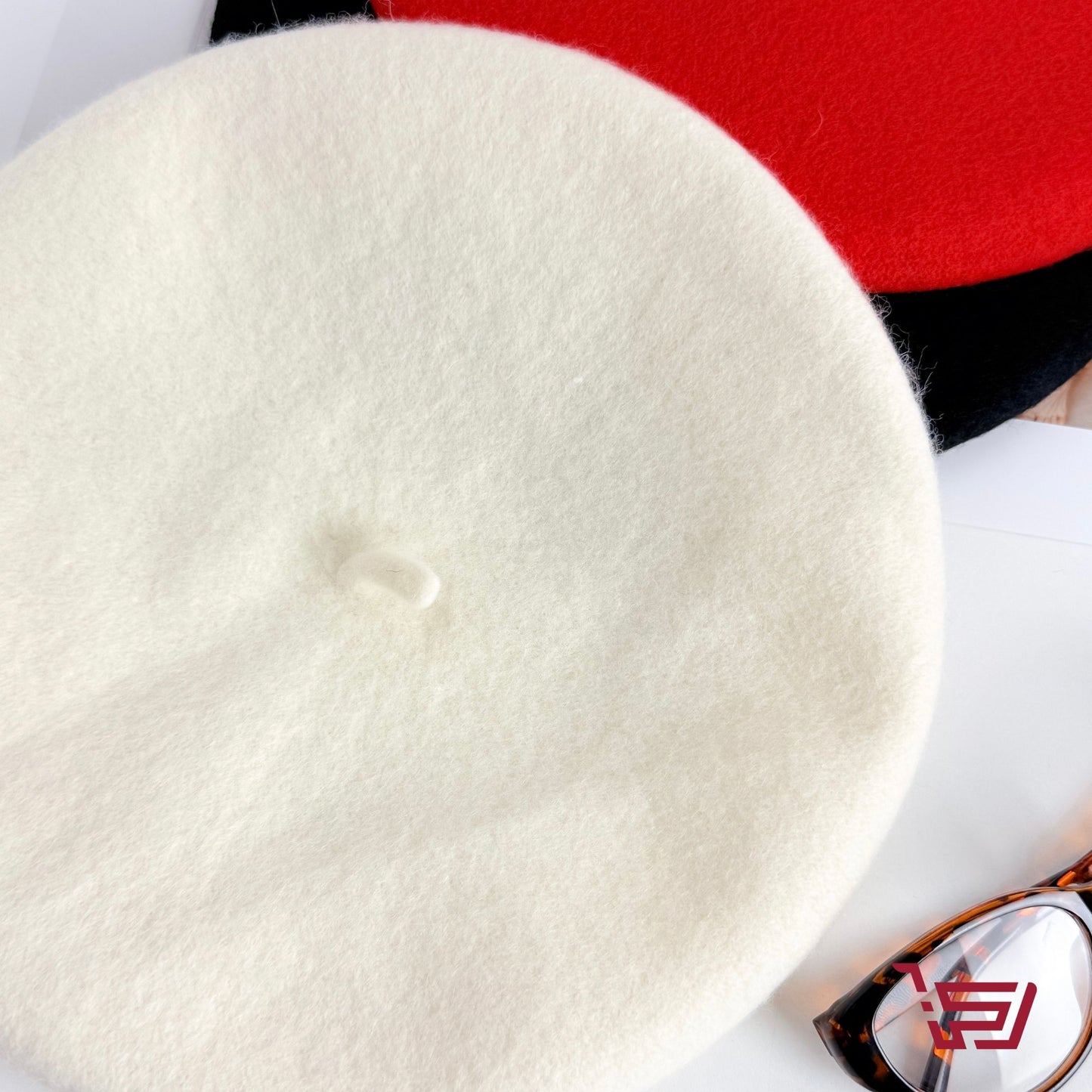 قبعة صوف فرنسية