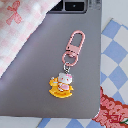 مدالية هيلو كيتي صغيرة