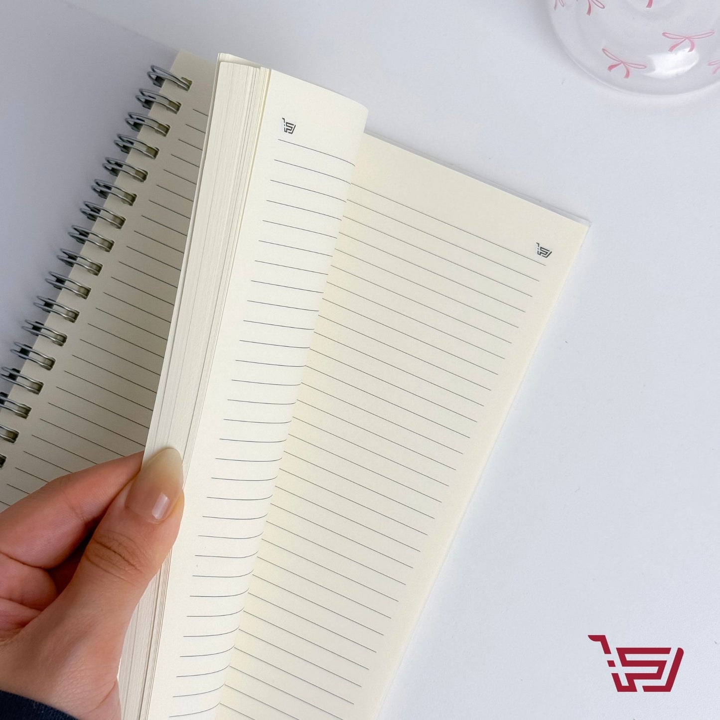 دفتر A5 زهور و فيونكة