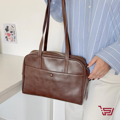 حقيبة كتف جلد