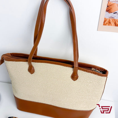 حقيبة كتف قش