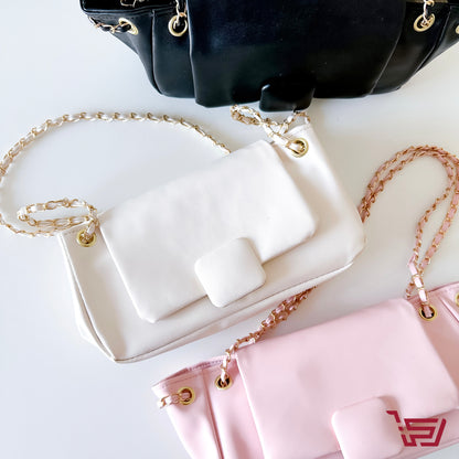 حقيبة يد صغيرة