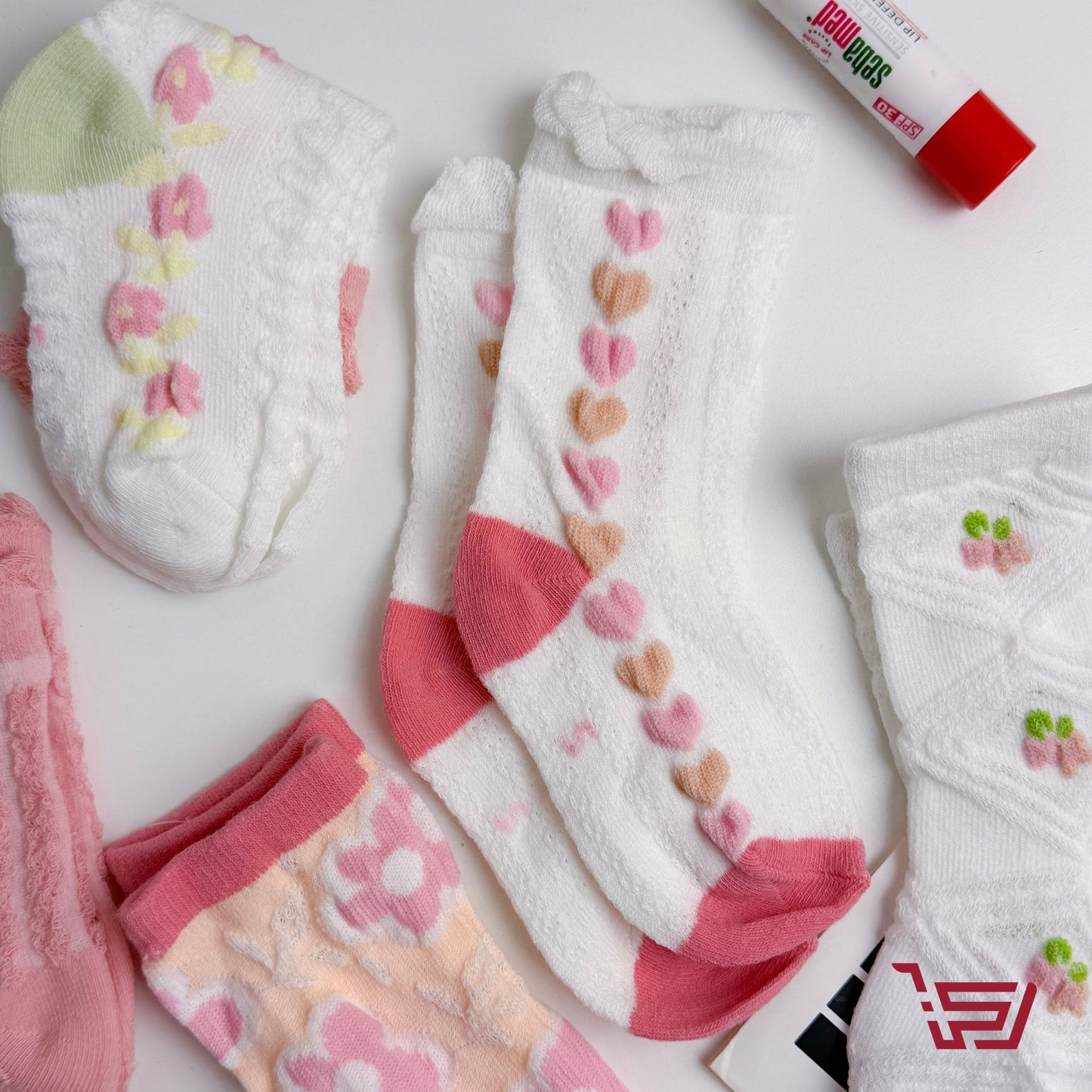 سيت جواريب اطفال قلوب وزهور