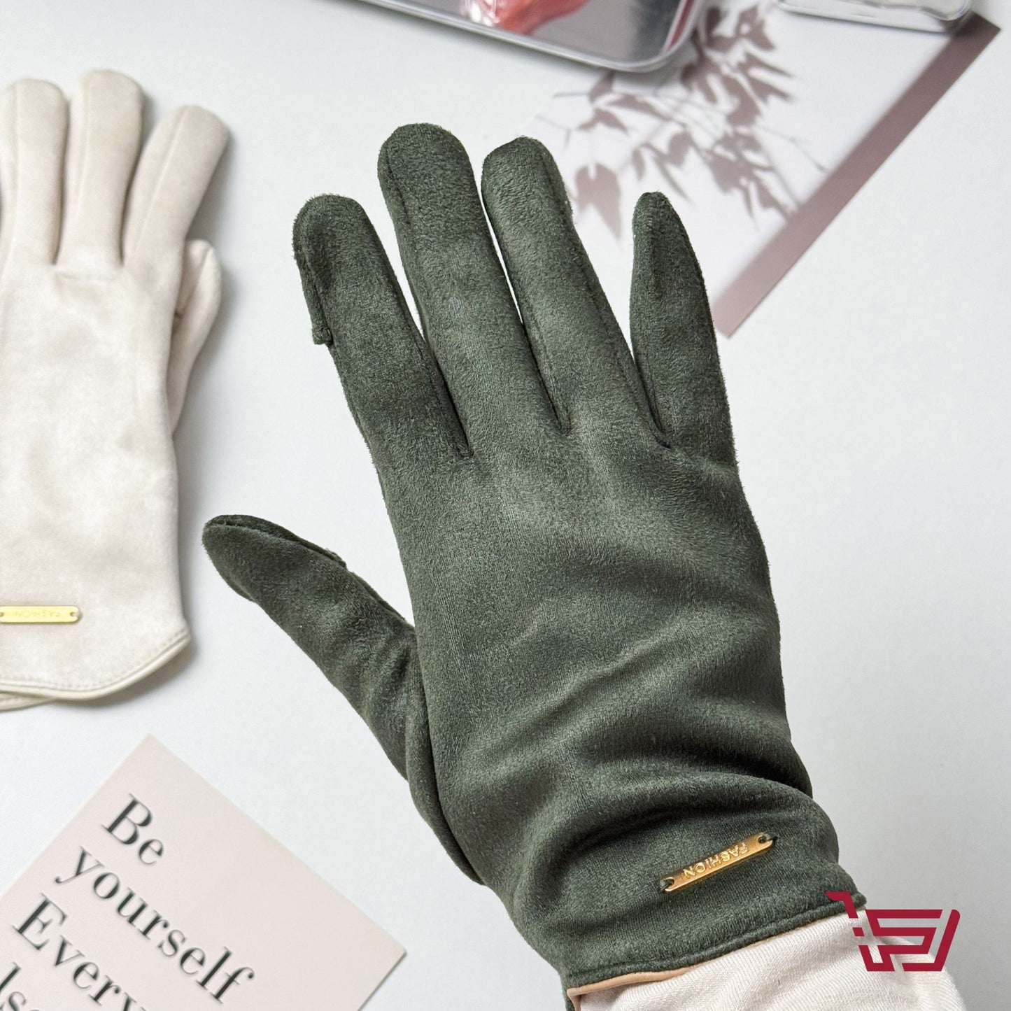 كفوف صوف ناعمة