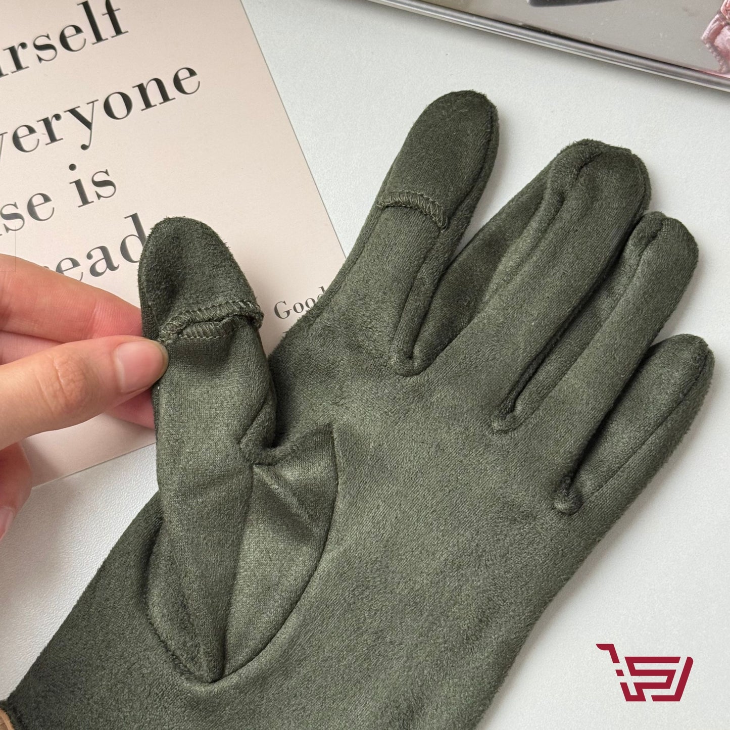 كفوف صوف ناعمة