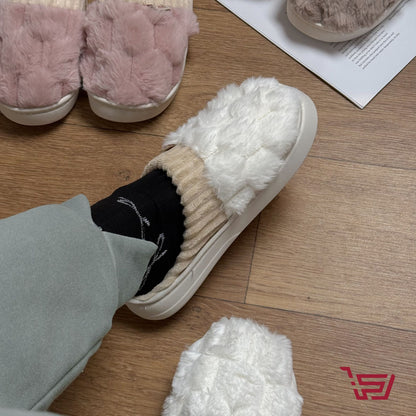 سليبر منزلي بتصميم شبكي مبطن