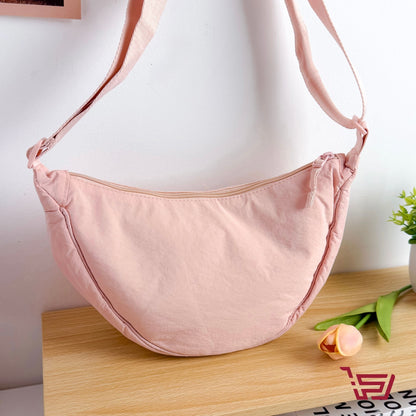 حقيبة كتف قماش صغيرة